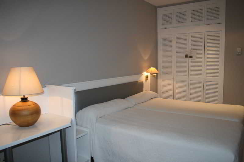 Apartamentos Th Las Rozas Exteriör bild